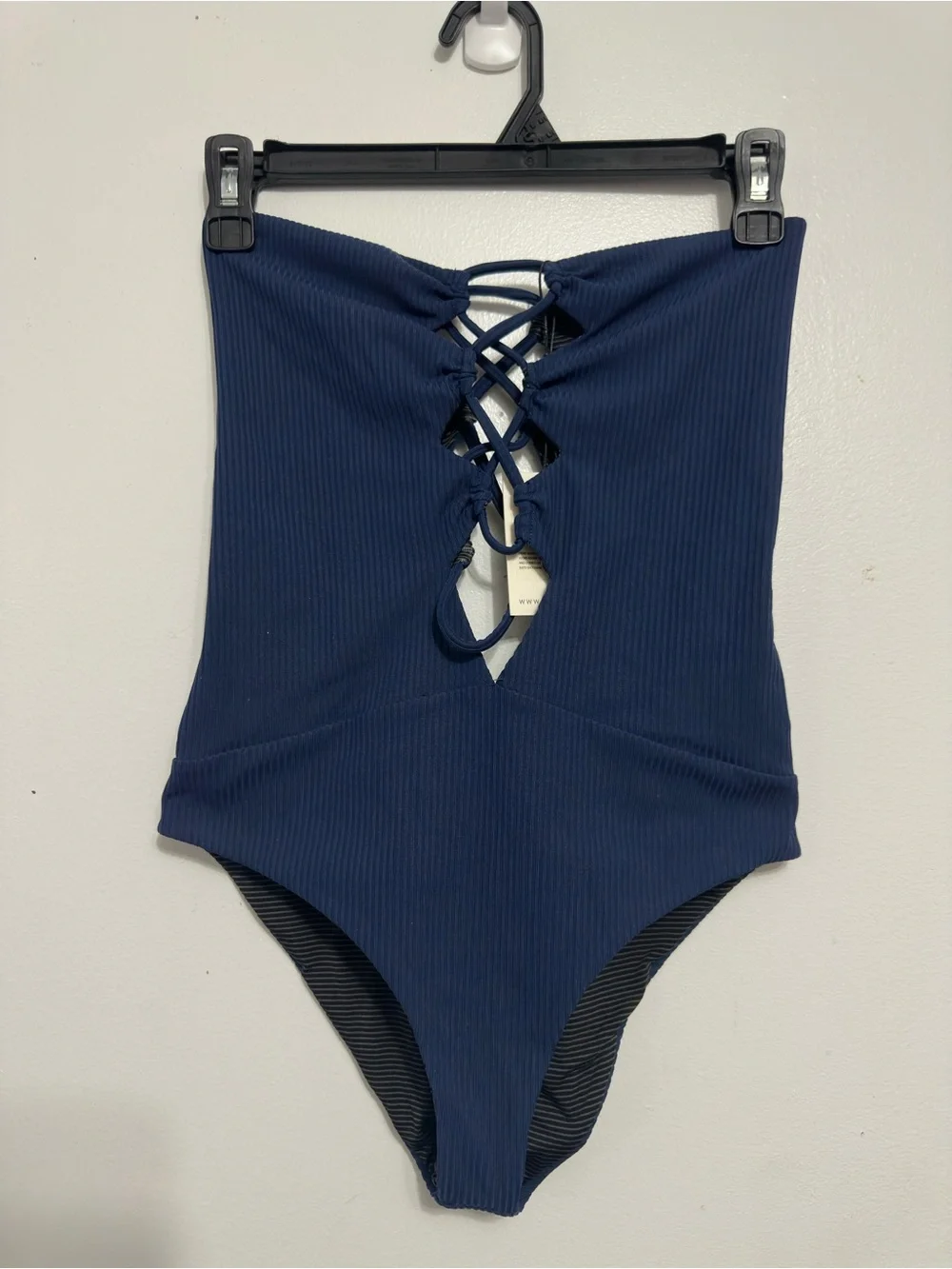 ACACIA Blue Cut Out One Piece Swimsuit. Size M - Picture 2 of 5